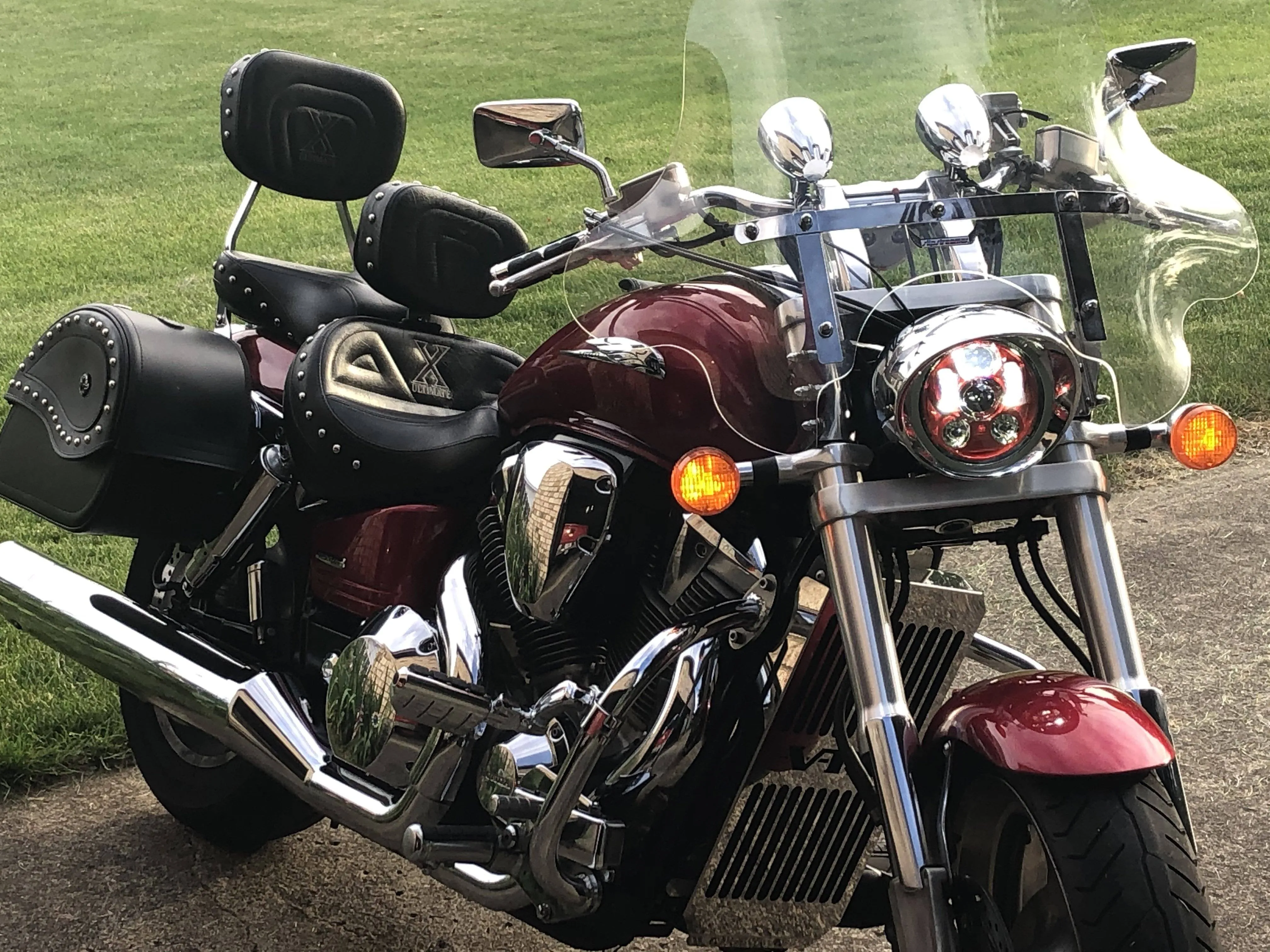 Eagle Lights Generation III LED Headlight For Honda VTX 1300 and 1800 - Includes VTX Bracket and Hardware