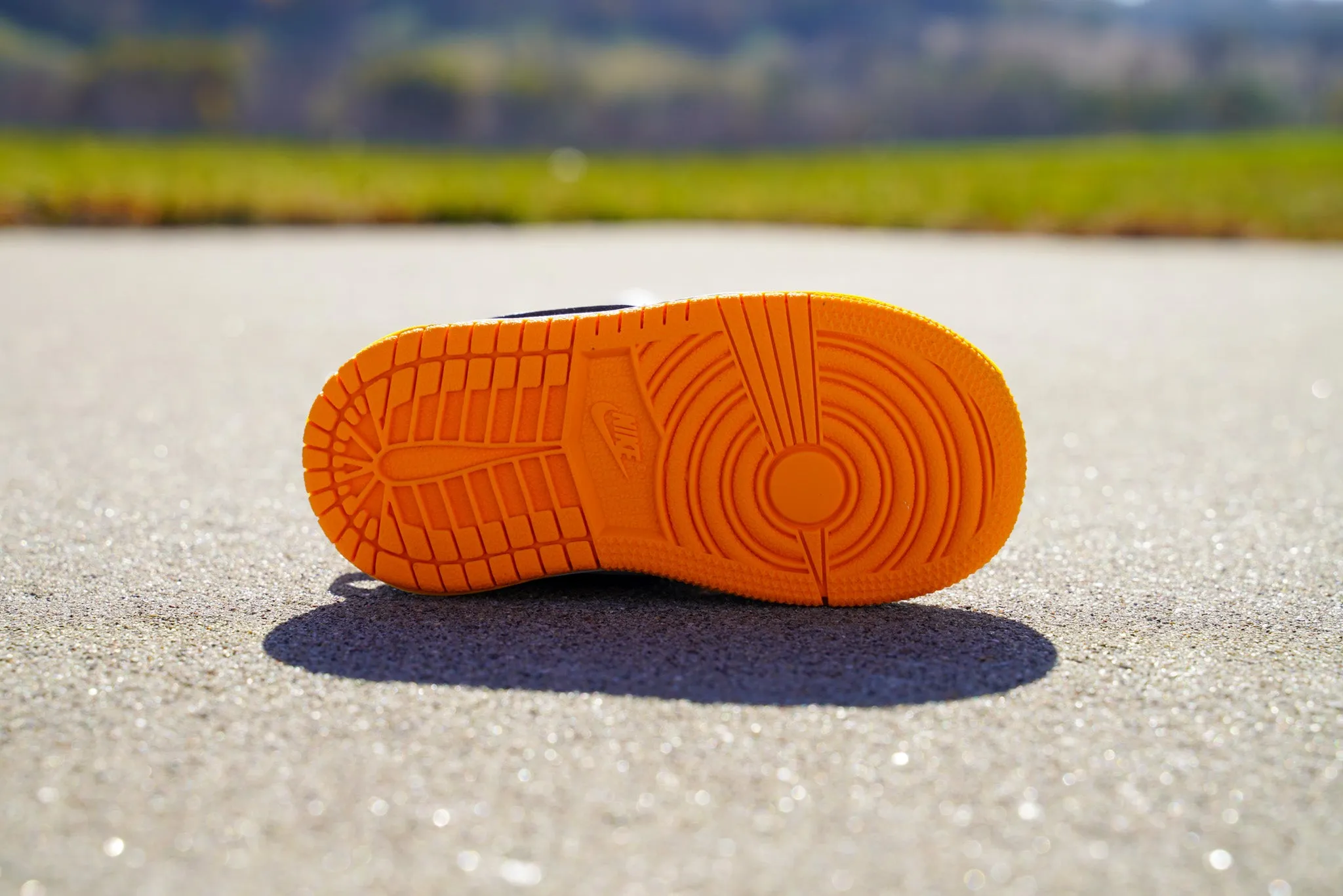 Jordan 1 Mid [IOWA HAWKEYE] Standing Sneaker Putter Cover