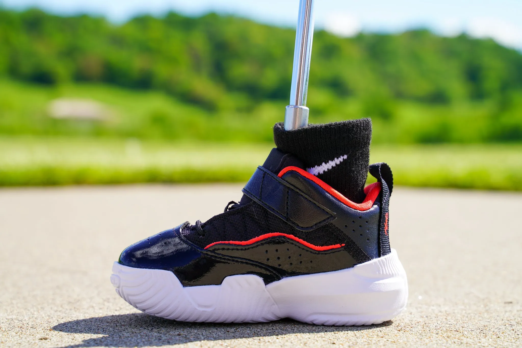 Jordan Stay Loyal [CHILE RED] Standing Sneaker Putter Cover