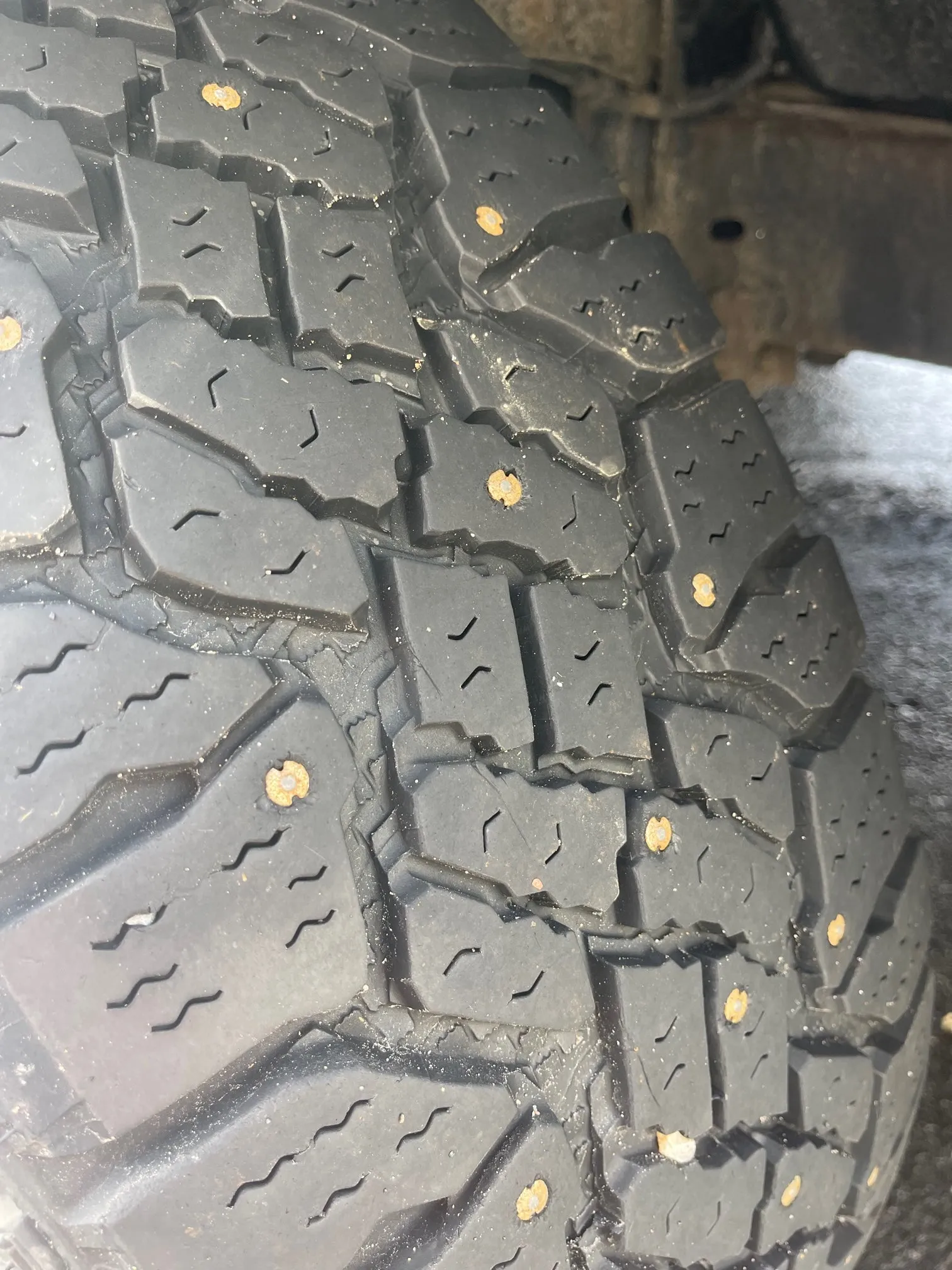 Model 1200 – Motorcycle Street Tires or Vehicle Tires
